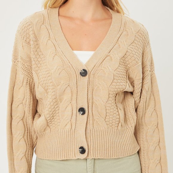 ⚡FINAL SALE! Khaki Cable Knit Crop Cardigan - Picture 6 of 6